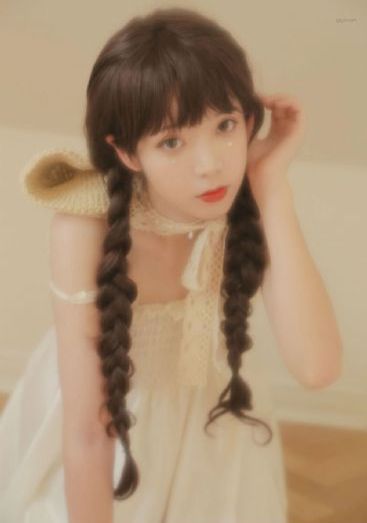 女教师～淫辱の教室蜜臀av_720日韩免费观看