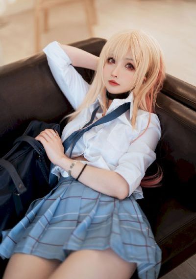男生被女生绑在床扒衣摸j作文_BD国语高清完整版