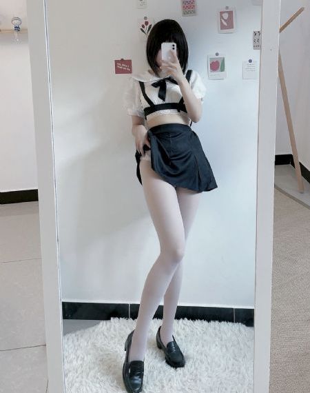 免费v片观看久久乐_午夜在线观看完整版