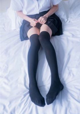久久青青草原欧美_1080高清迅雷在线观看