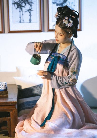 精品少妇久久久久久888_电影无删减版