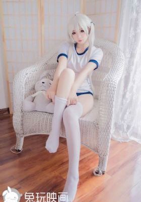 三个美妇跪在胯下吞吐小说_BD英语在线播放观看