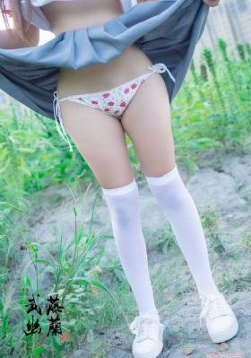 迷晕灌醉白嫩美女国产_BD国语电影在线观看